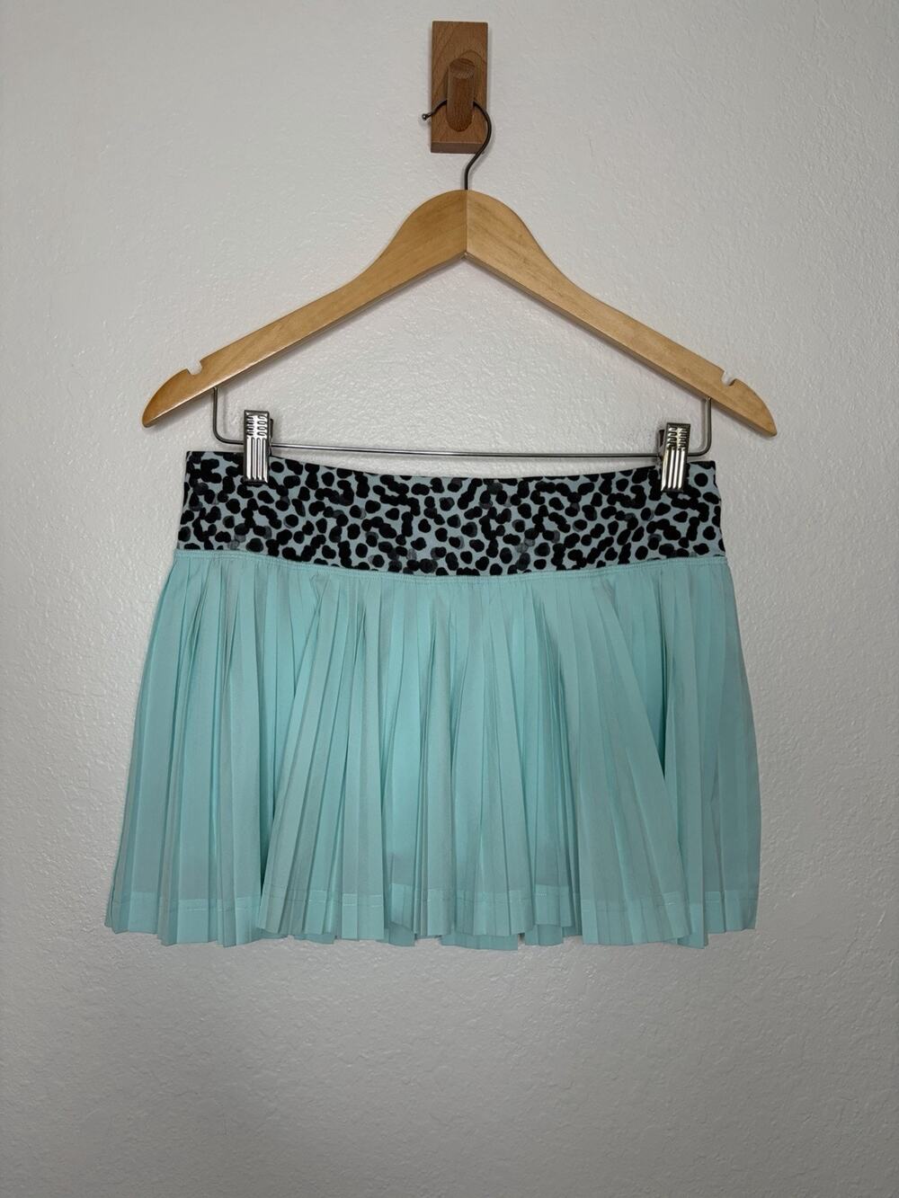 Lululemon Pleat to Street Skort in Tranquil Blue Size 6 Retro Y2K, Clean Girl